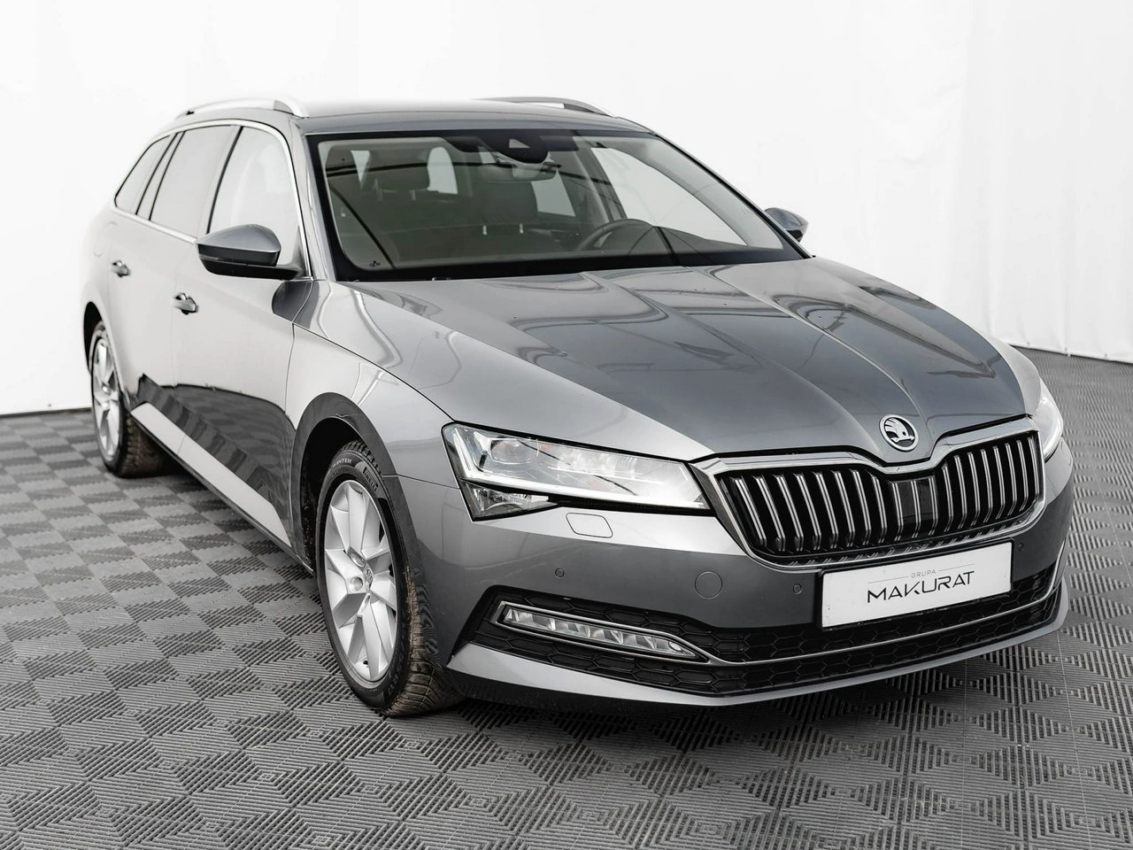 Skoda Superb - Zdjęcie 2