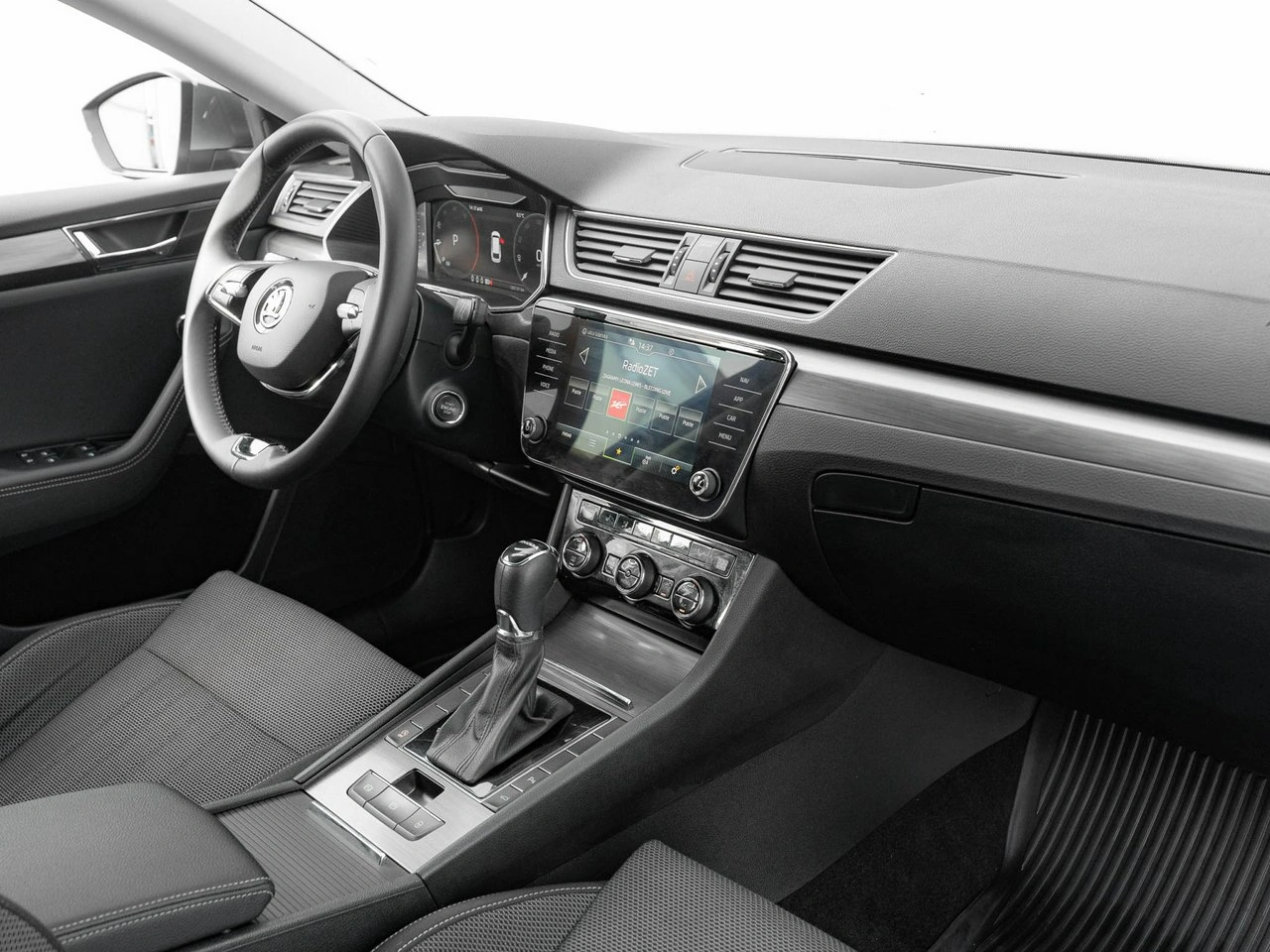 Skoda Superb - Zdjęcie 30