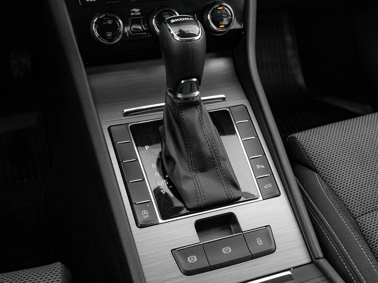 Skoda Superb - Zdjęcie 17