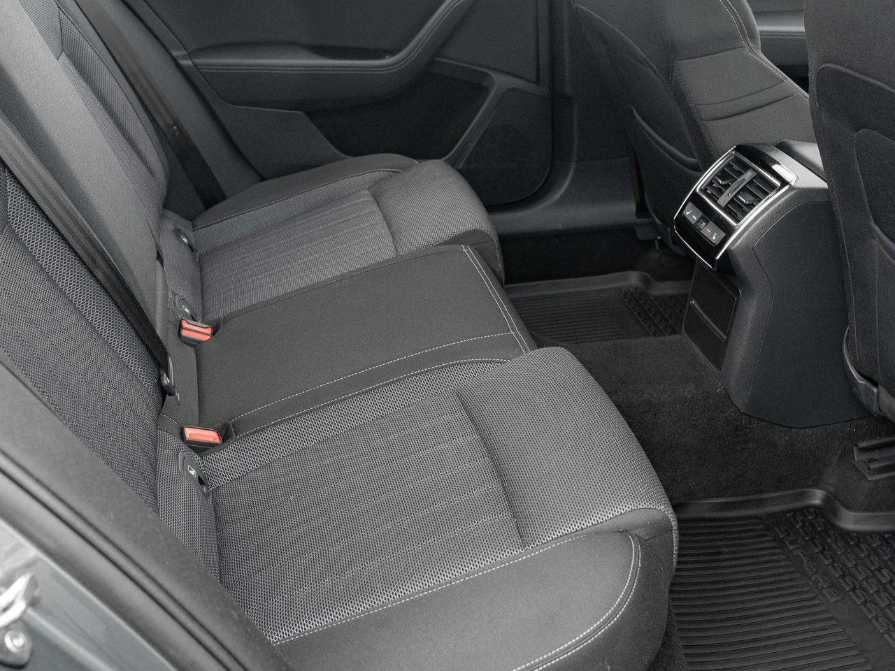 Skoda Superb - Zdjęcie 27