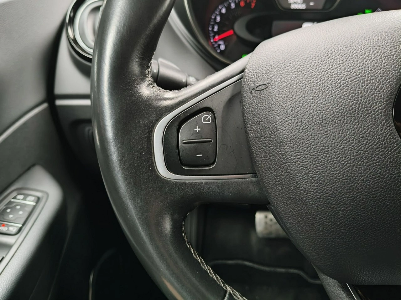 Renault Captur - Zdjęcie 25