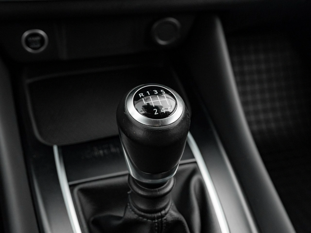 Nissan Qashqai - Zdjęcie 16