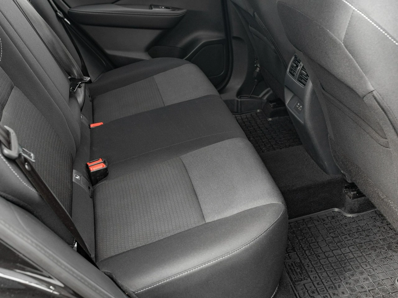 Nissan Qashqai - Zdjęcie 32