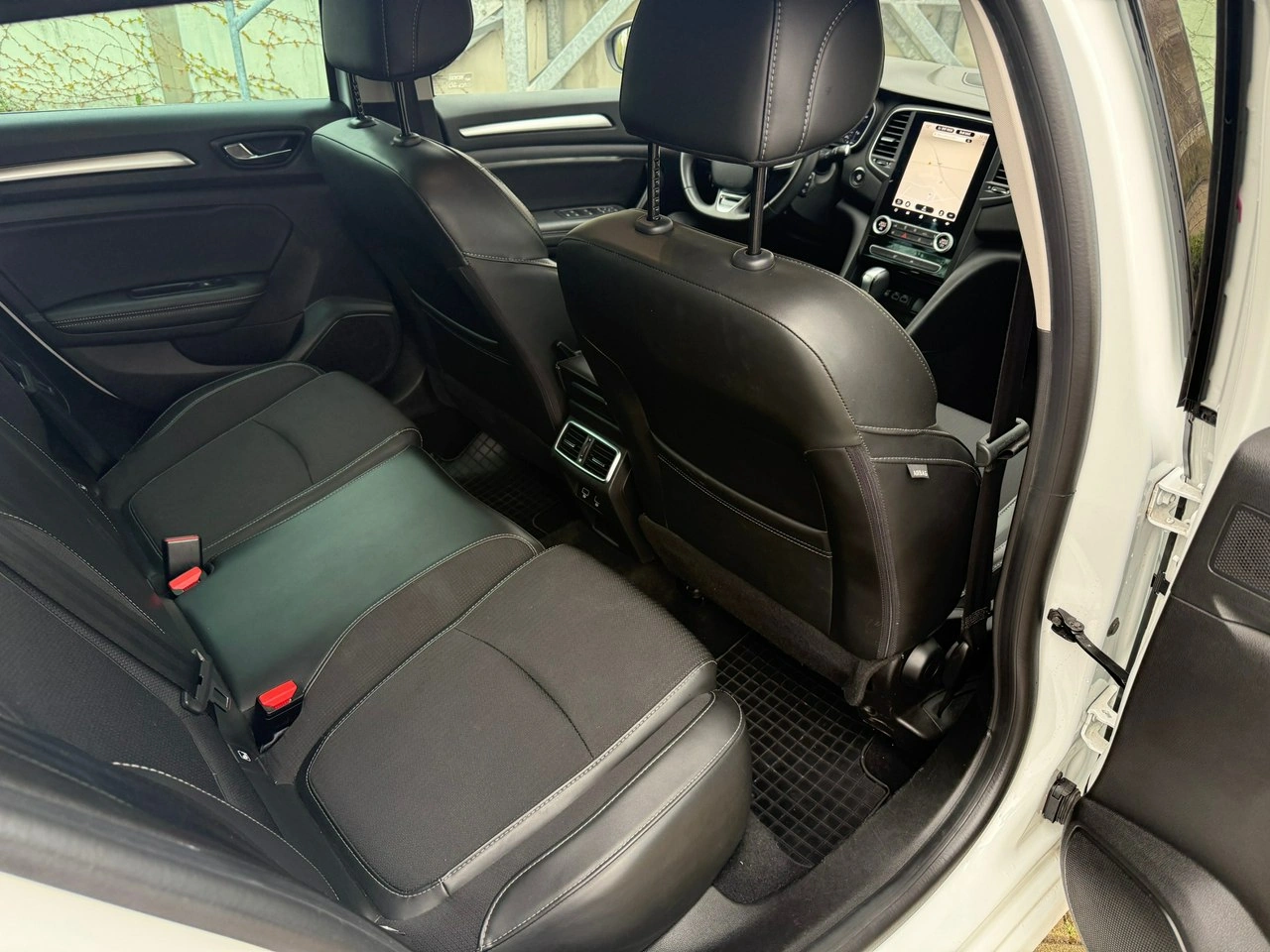 Renault Megane - Zdjęcie 9