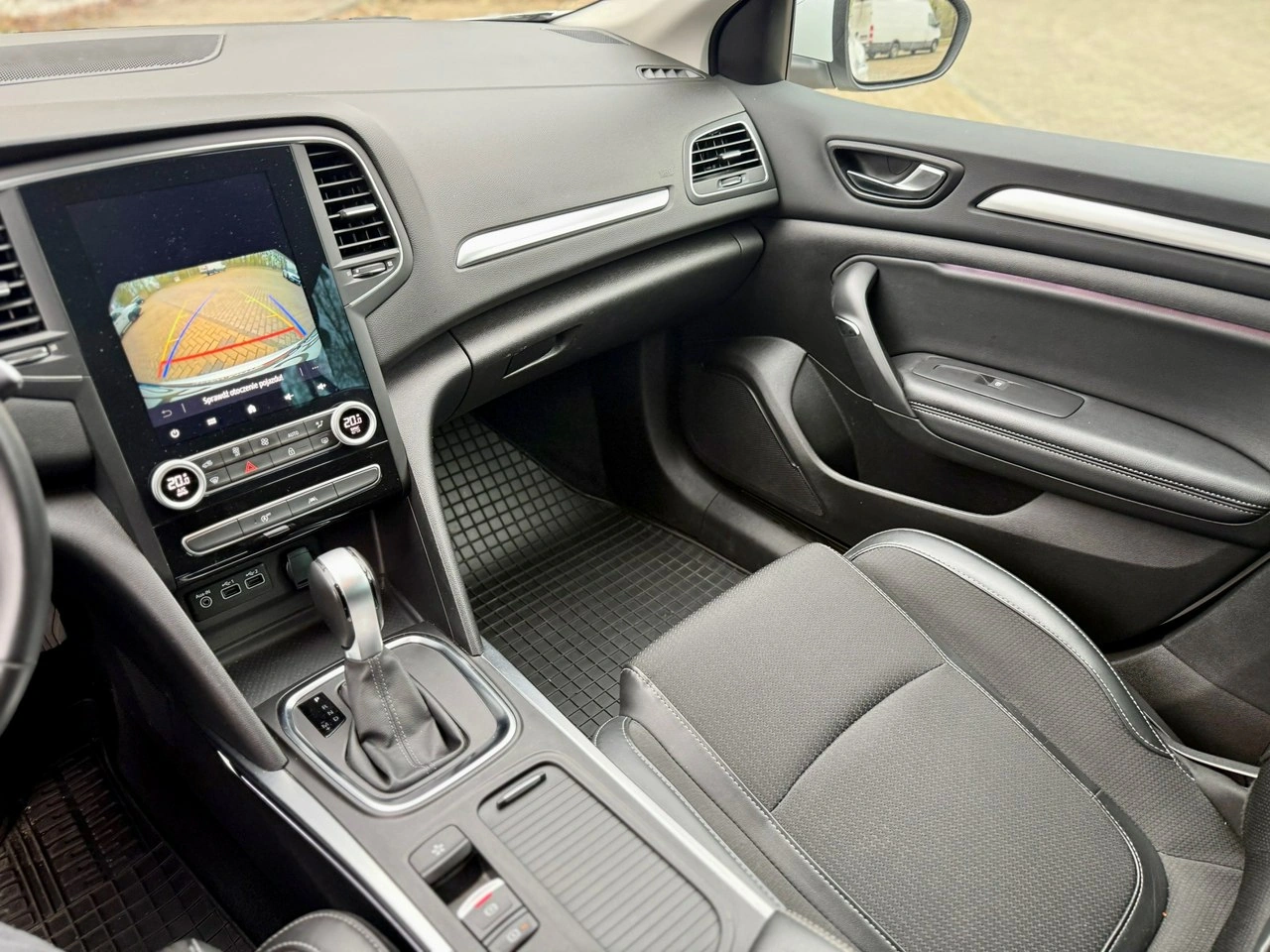 Renault Megane - Zdjęcie 16