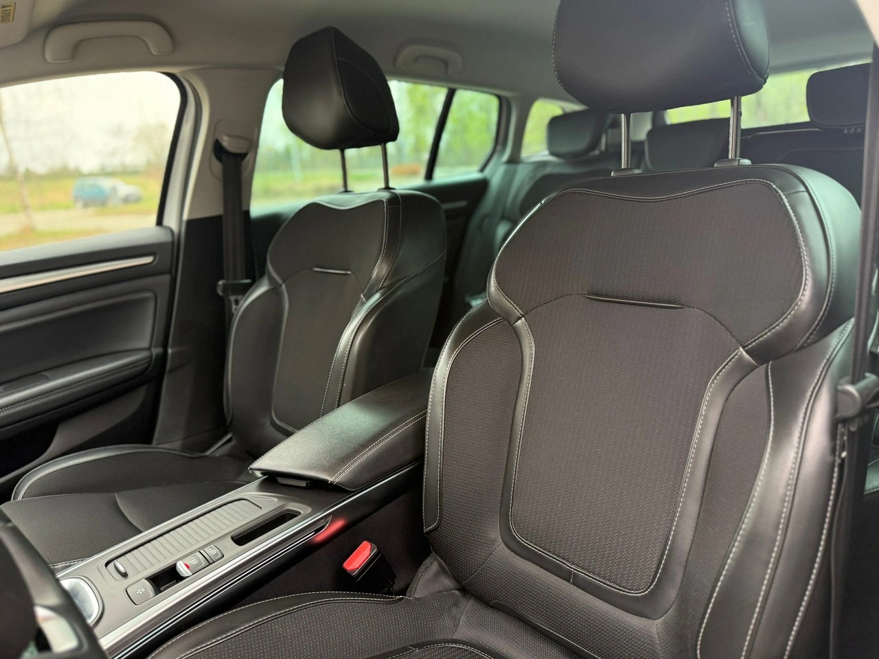 Renault Megane - Zdjęcie 19