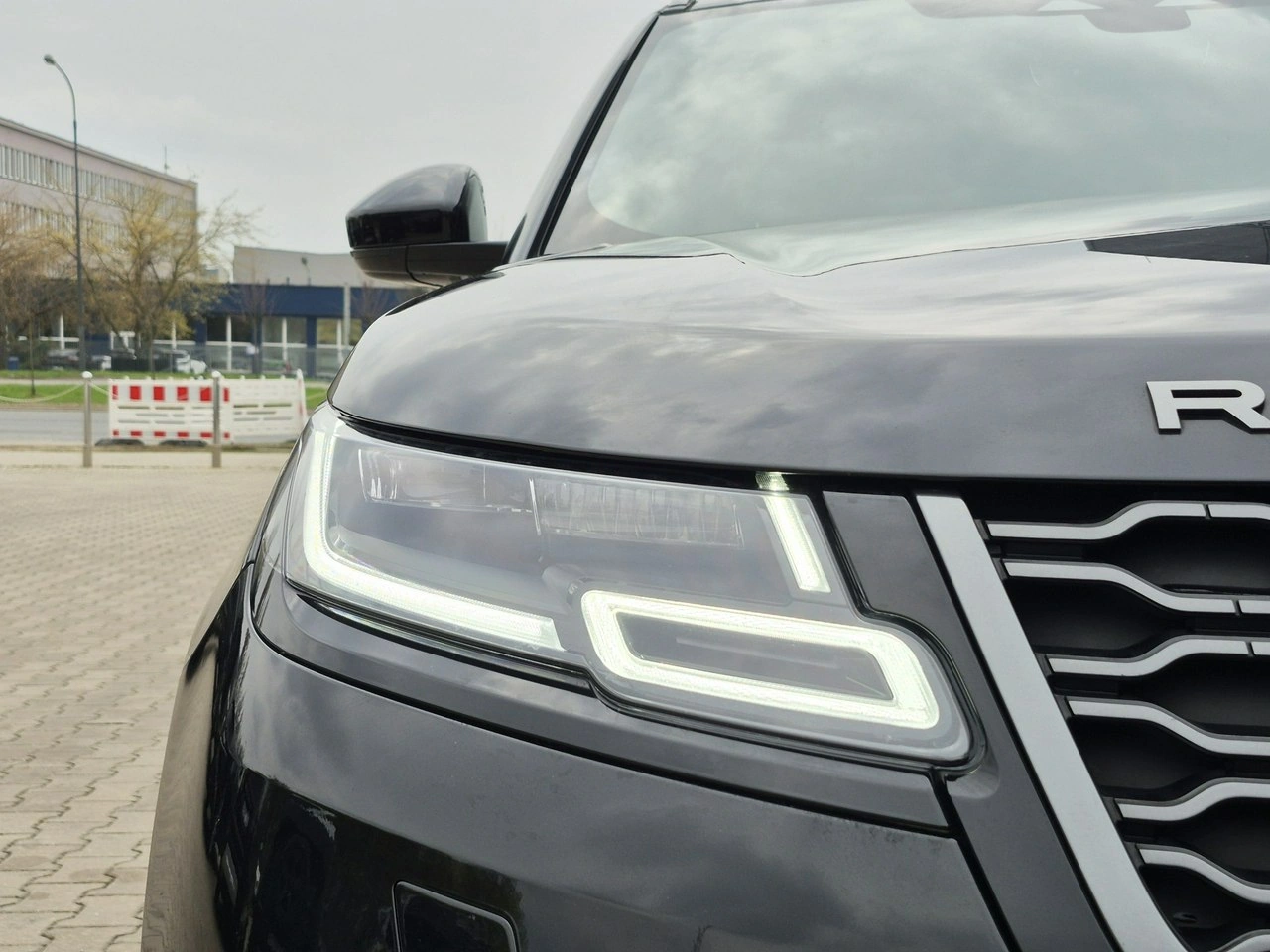 Land Rover Range Rover Velar - Zdjęcie 11
