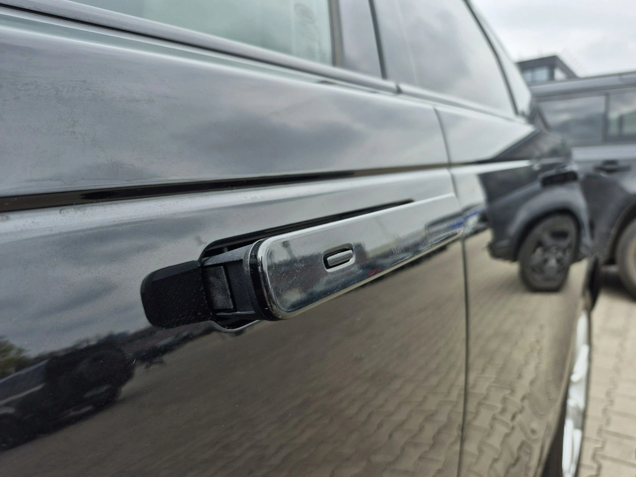 Land Rover Range Rover Velar - Zdjęcie 14