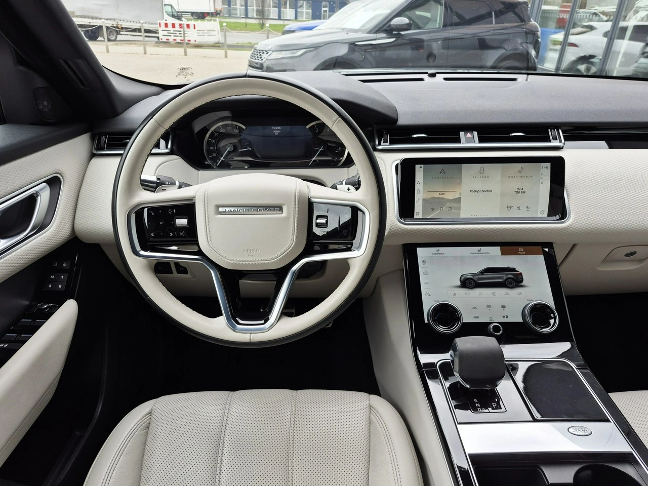 Land Rover Range Rover Velar - Zdjęcie 27