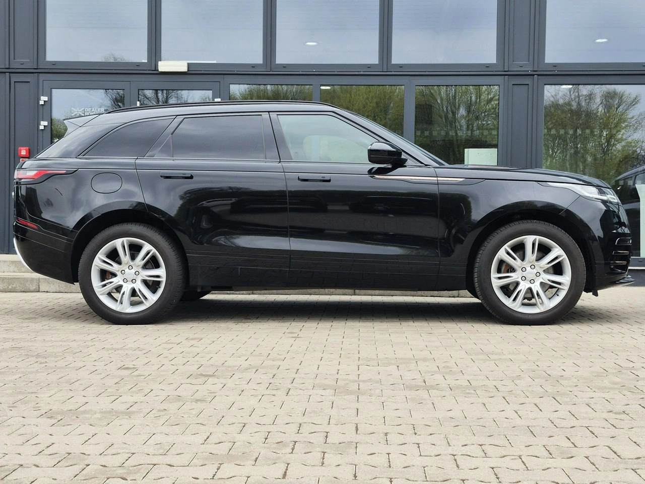 Land Rover Range Rover Velar - Zdjęcie 4