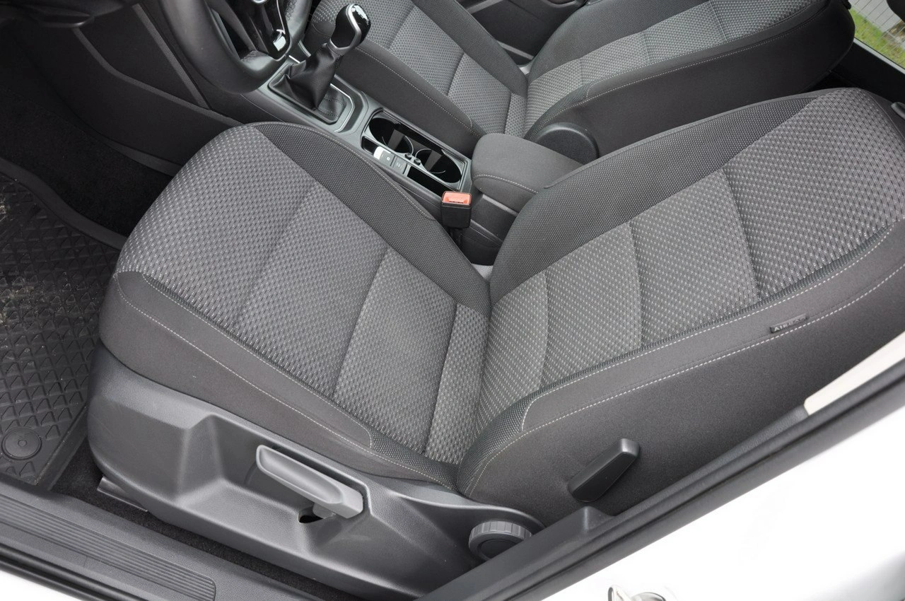 Volkswagen Touran - Zdjęcie 10