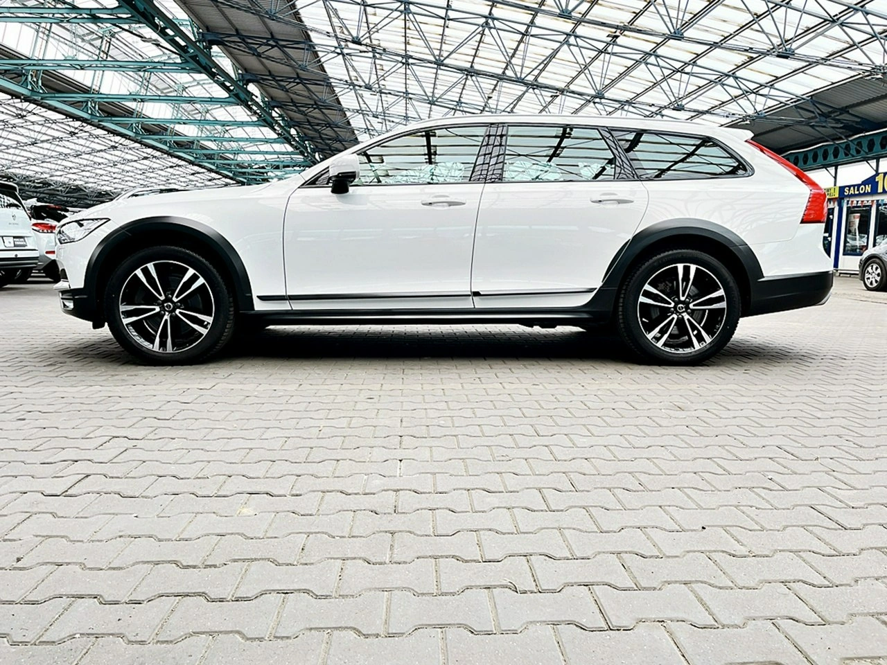 Volvo V90 Cross Country - Zdjęcie 5