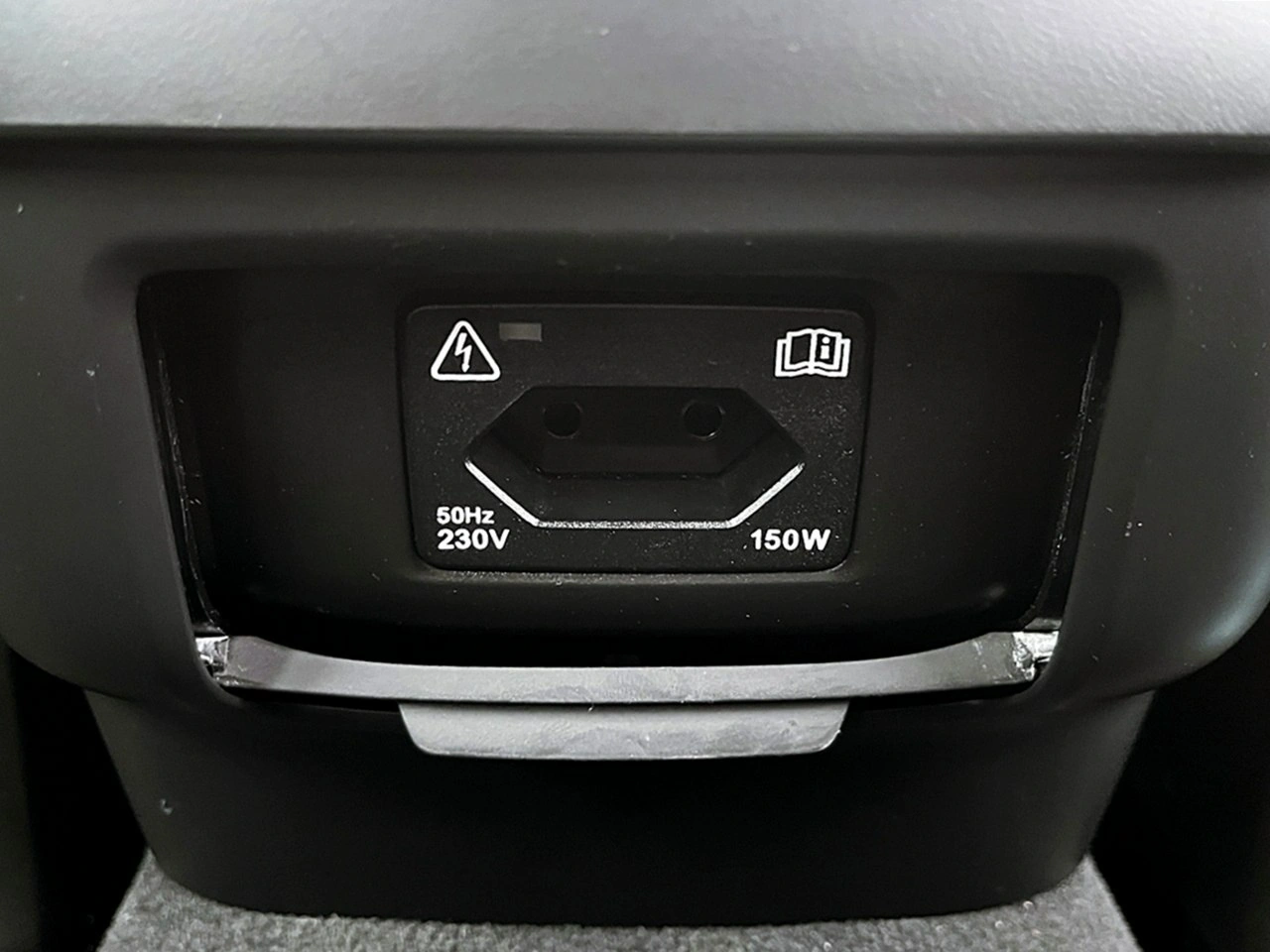 Volvo V90 Cross Country - Zdjęcie 15