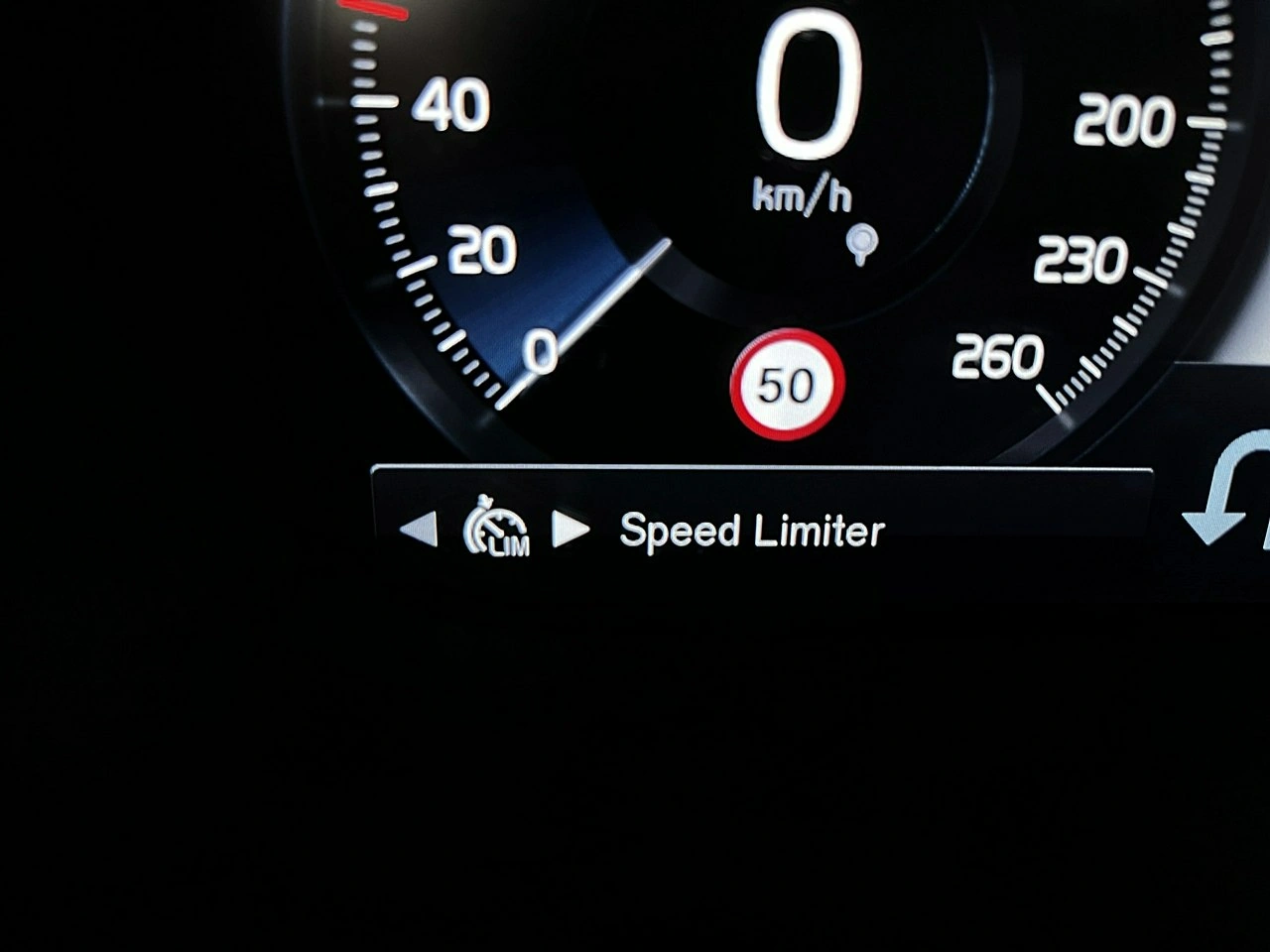 Volvo V90 Cross Country - Zdjęcie 32