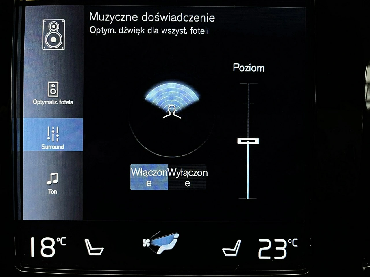 Volvo V90 Cross Country - Zdjęcie 35