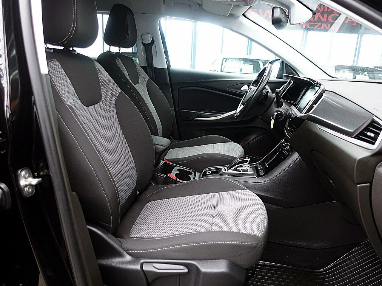 Opel Grandland - Zdjęcie 10