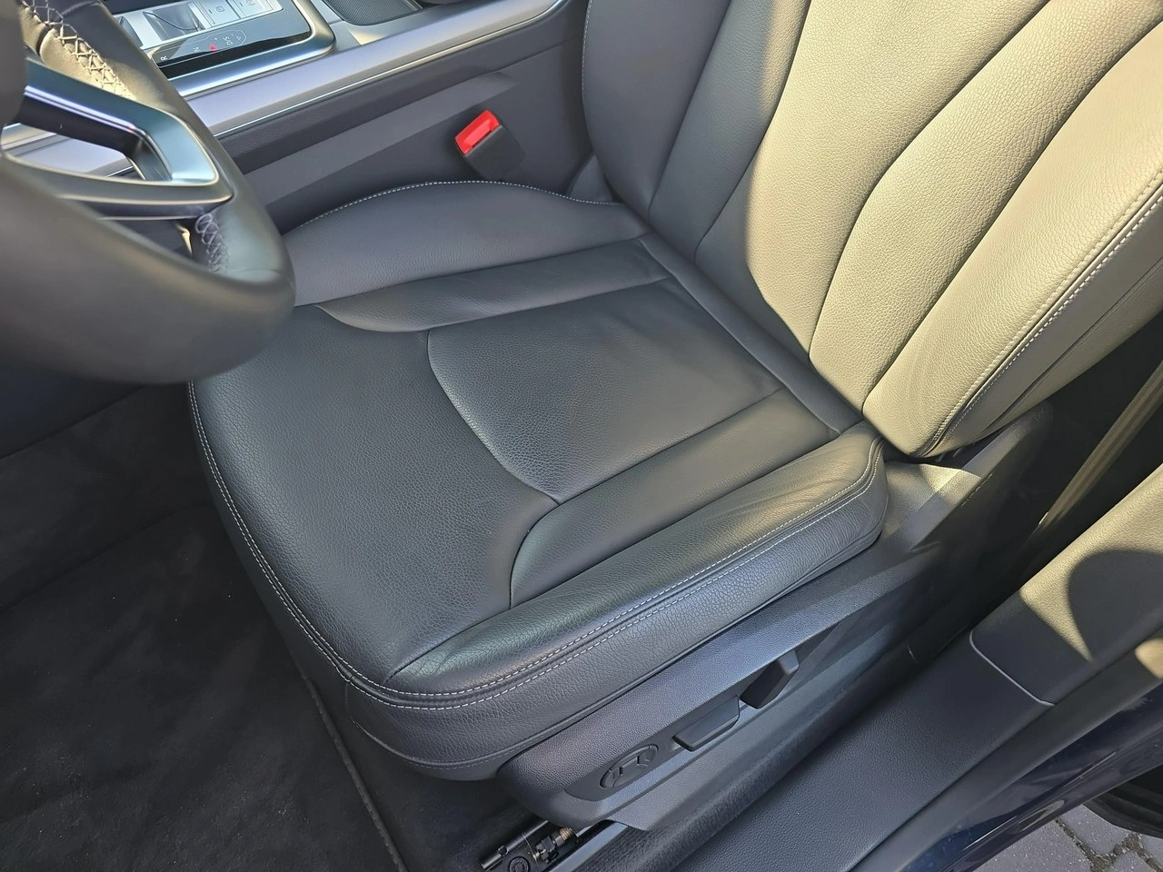 Audi Q8 - Zdjęcie 10