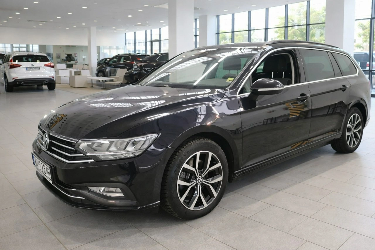 Volkswagen Passat Variant - Zdjęcie 17