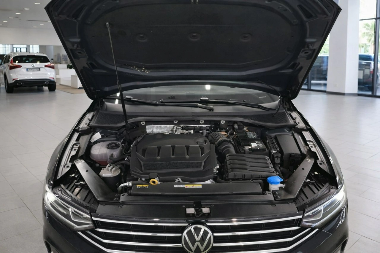 Volkswagen Passat Variant - Zdjęcie 7