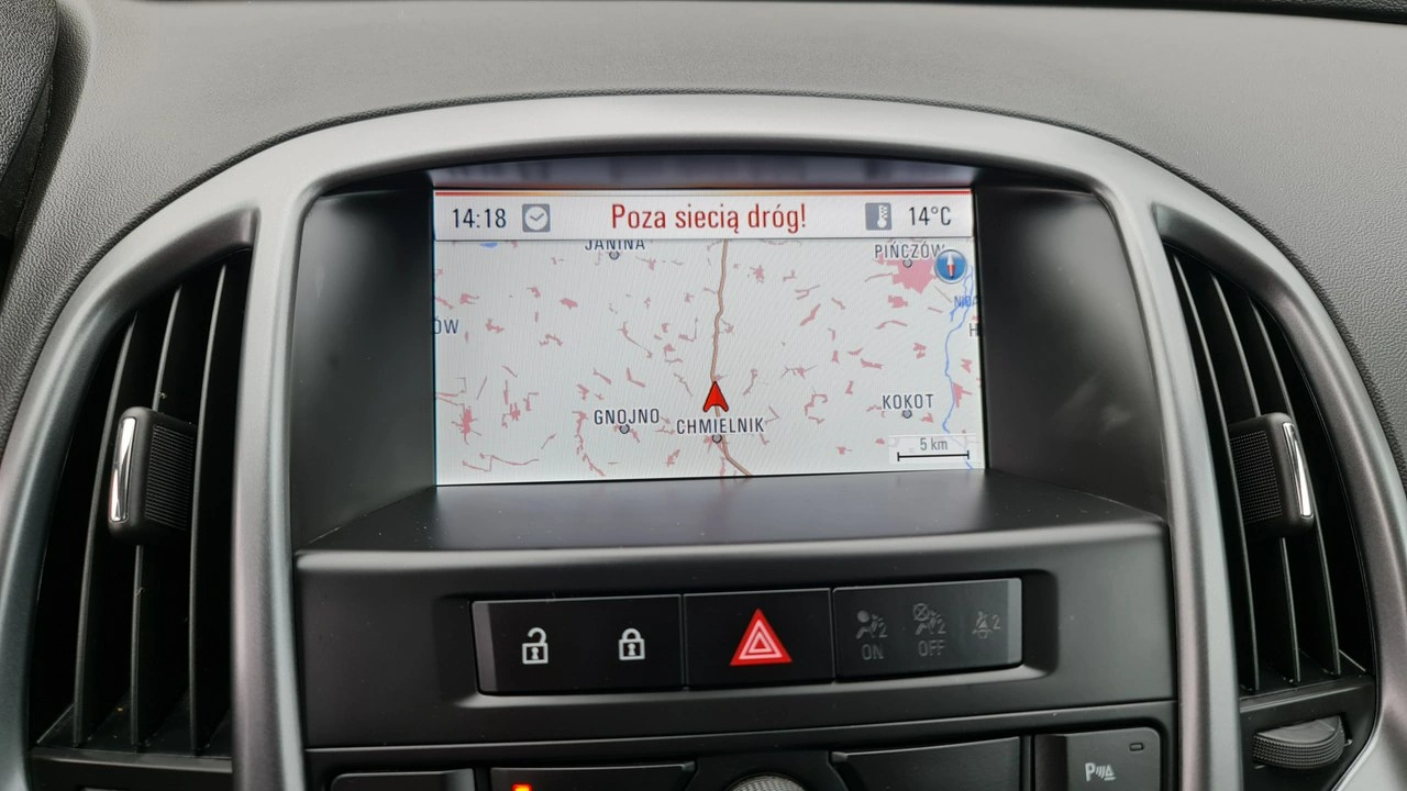 Opel Astra - Zdjęcie 20