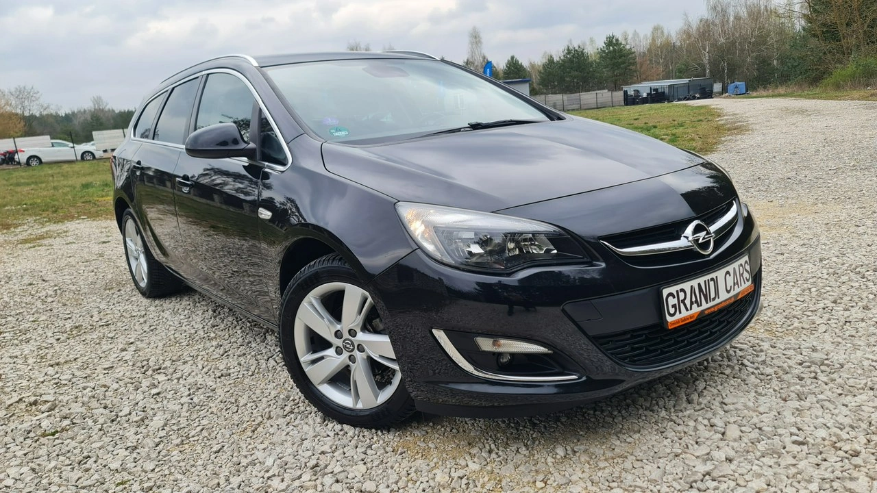 Opel Astra - Zdjęcie 2