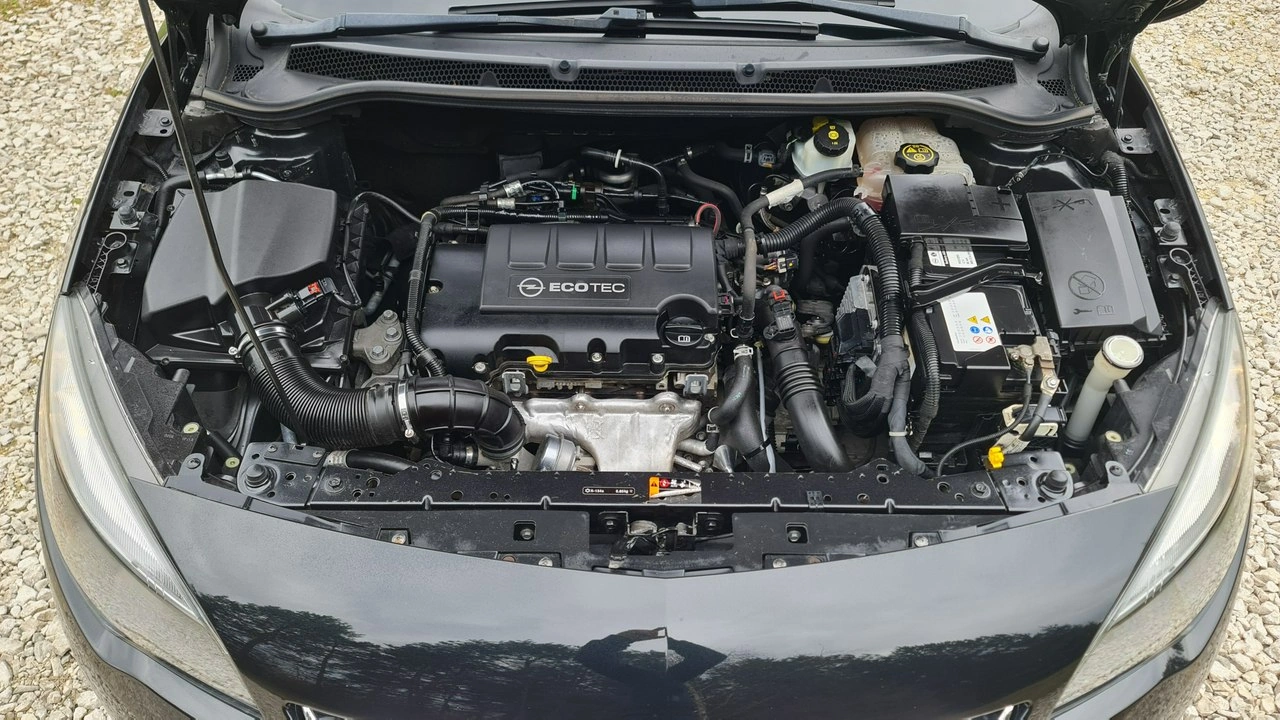 Opel Astra - Zdjęcie 31