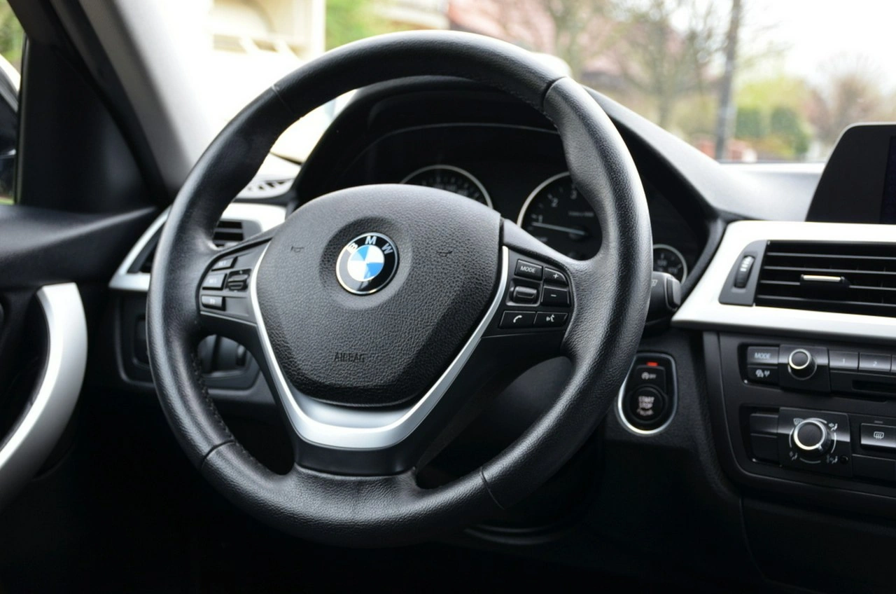 BMW 320 - Zdjęcie 29