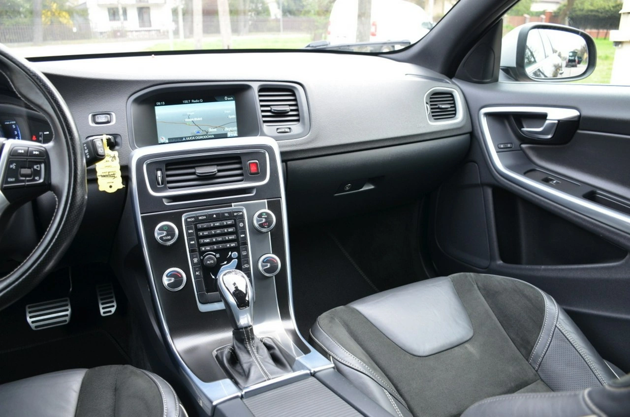 Volvo V60 - Zdjęcie 28