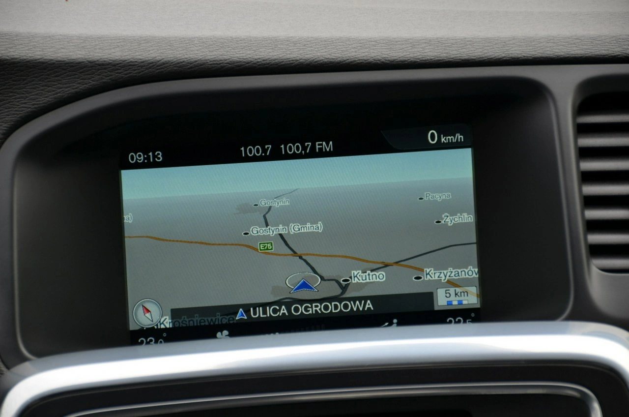 Volvo V60 - Zdjęcie 33