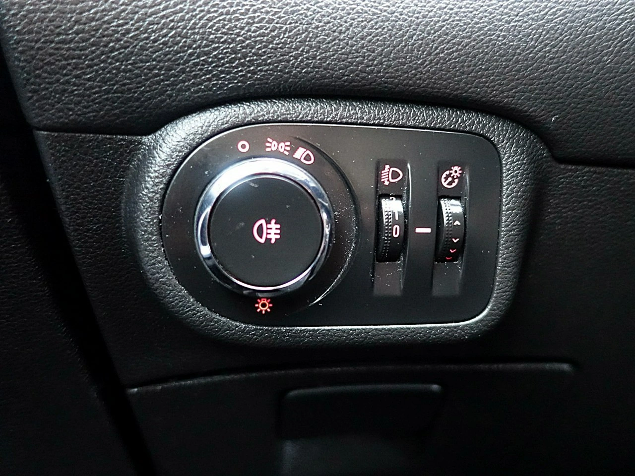 Opel Zafira - Zdjęcie 17