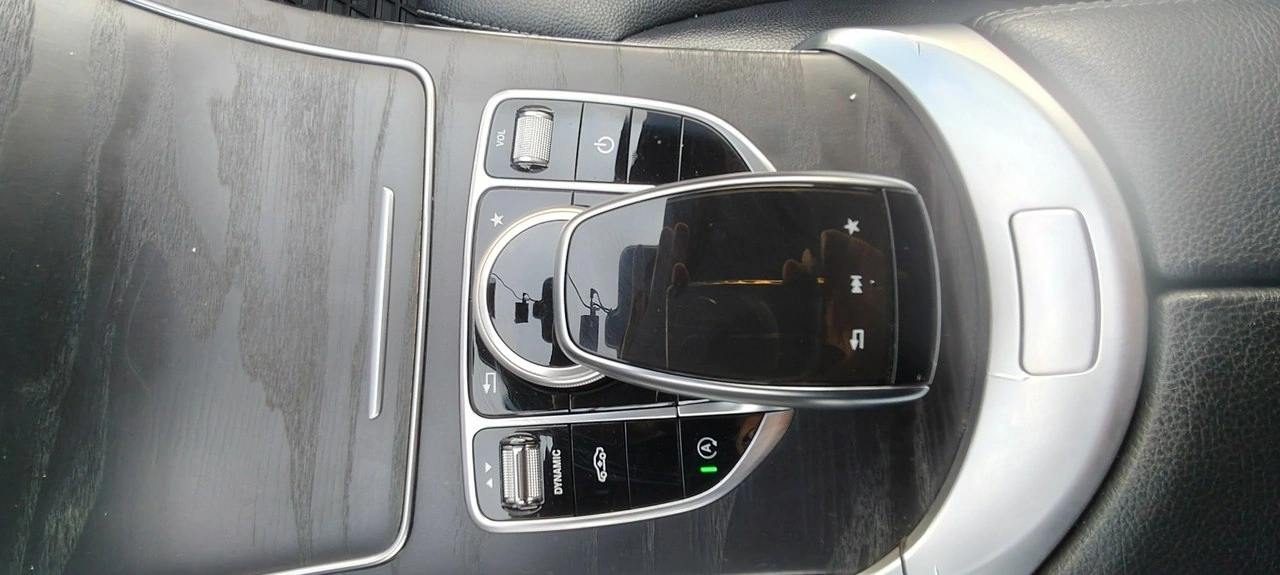 Mercedes C 200 - Zdjęcie 11