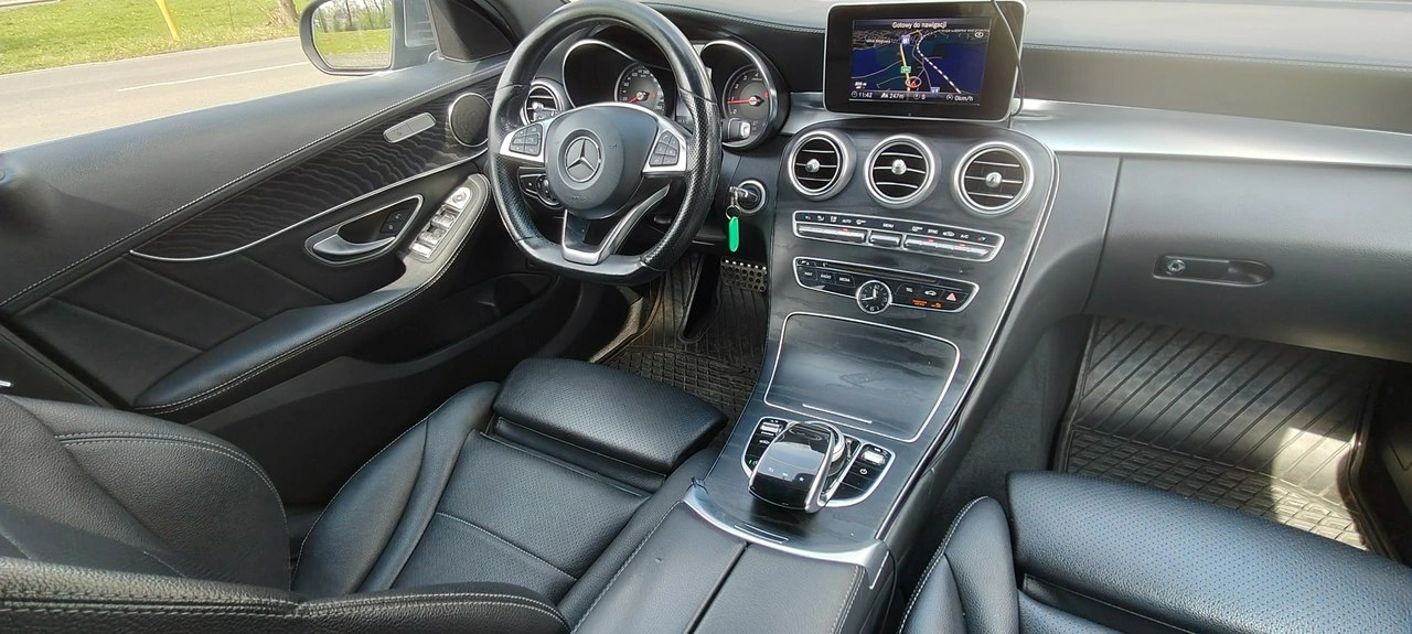 Mercedes C 200 - Zdjęcie 8
