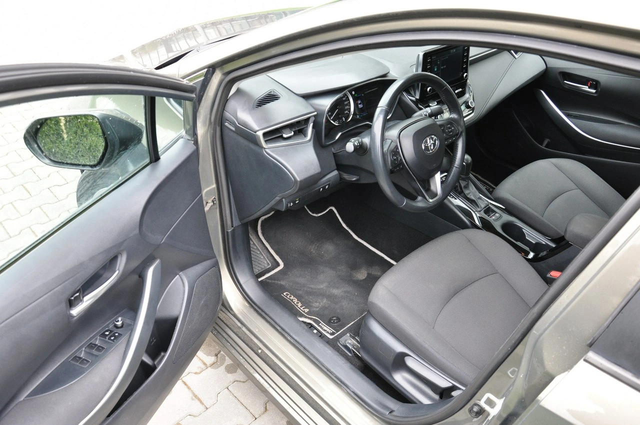 Toyota Corolla - Zdjęcie 15
