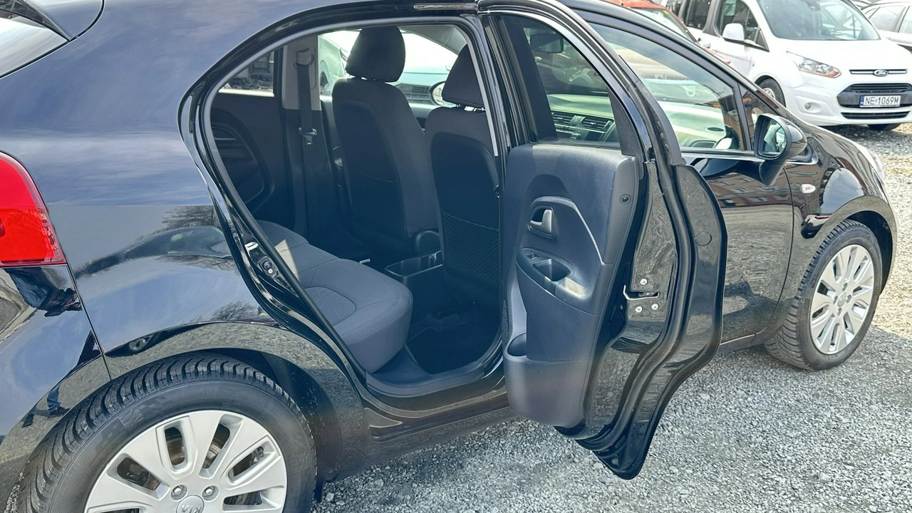 Kia Rio - Zdjęcie 19