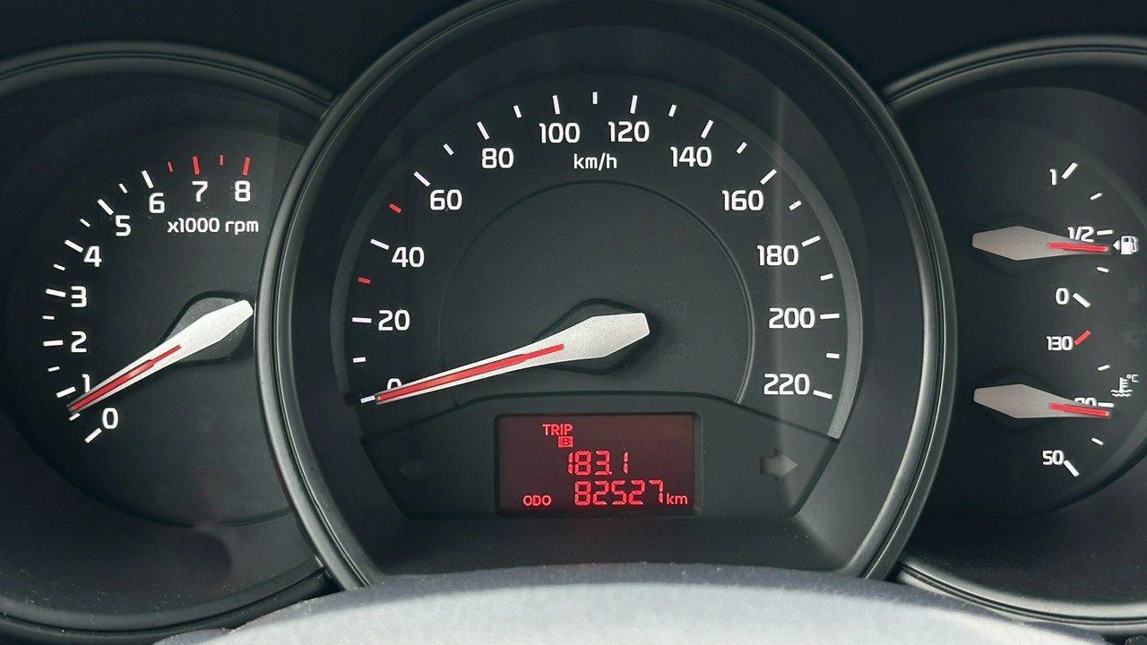 Kia Rio - Zdjęcie 27