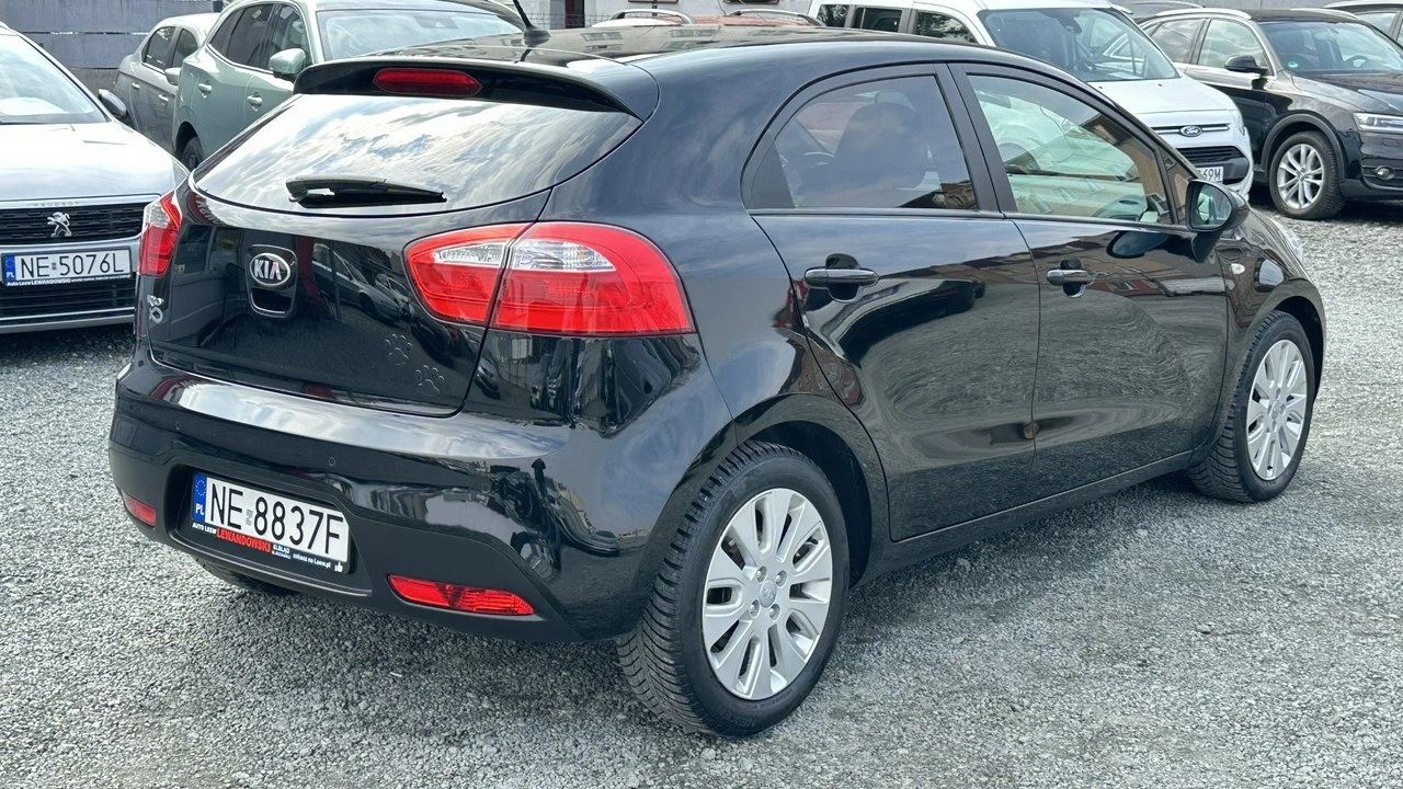 Kia Rio - Zdjęcie 4