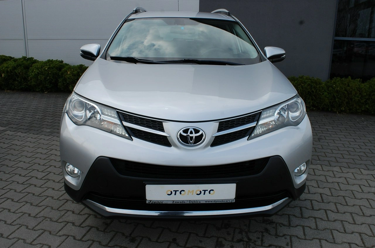 Toyota RAV-4 - Zdjęcie 9