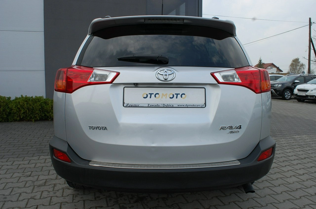 Toyota RAV-4 - Zdjęcie 12