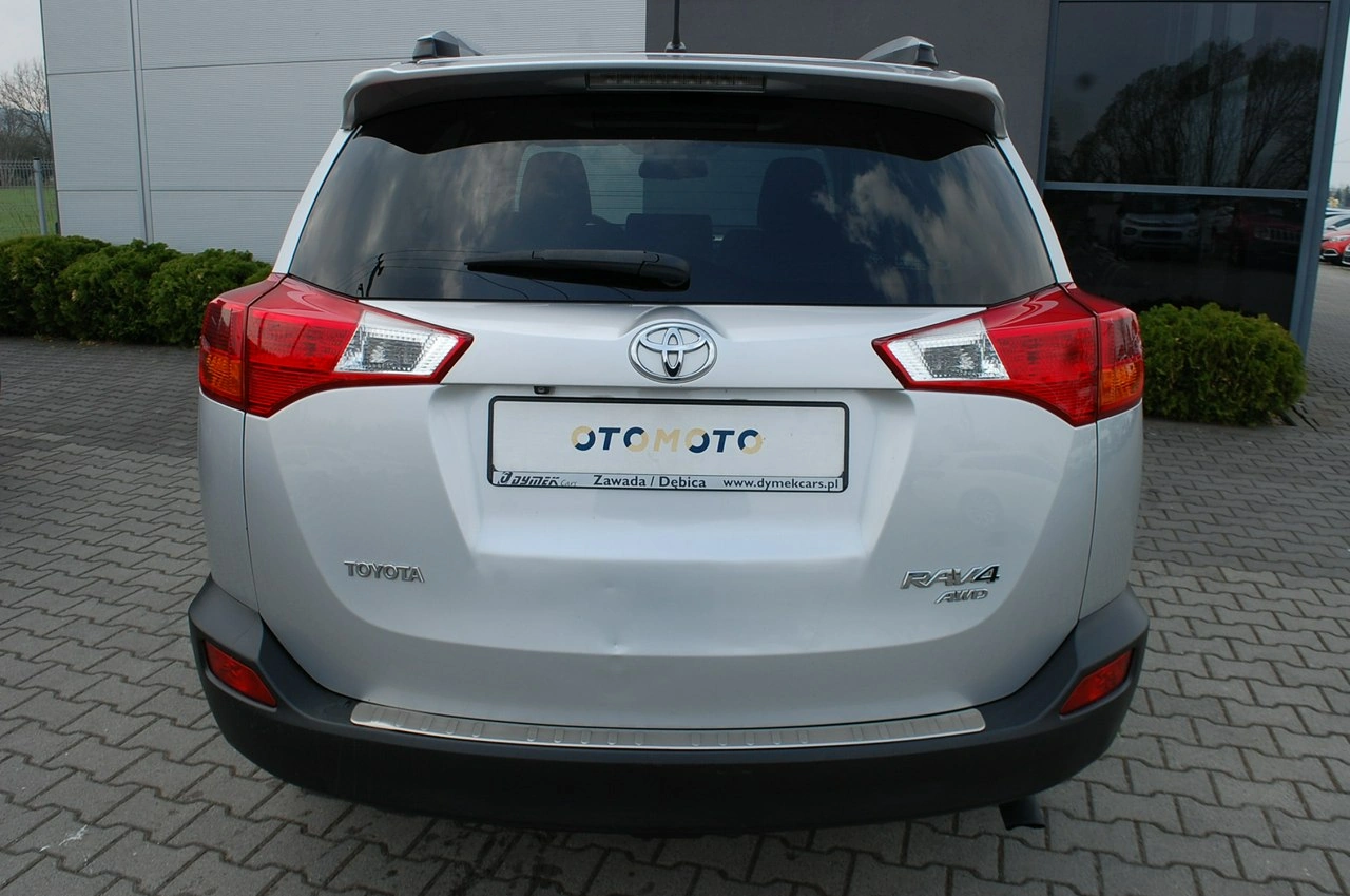 Toyota RAV-4 - Zdjęcie 17