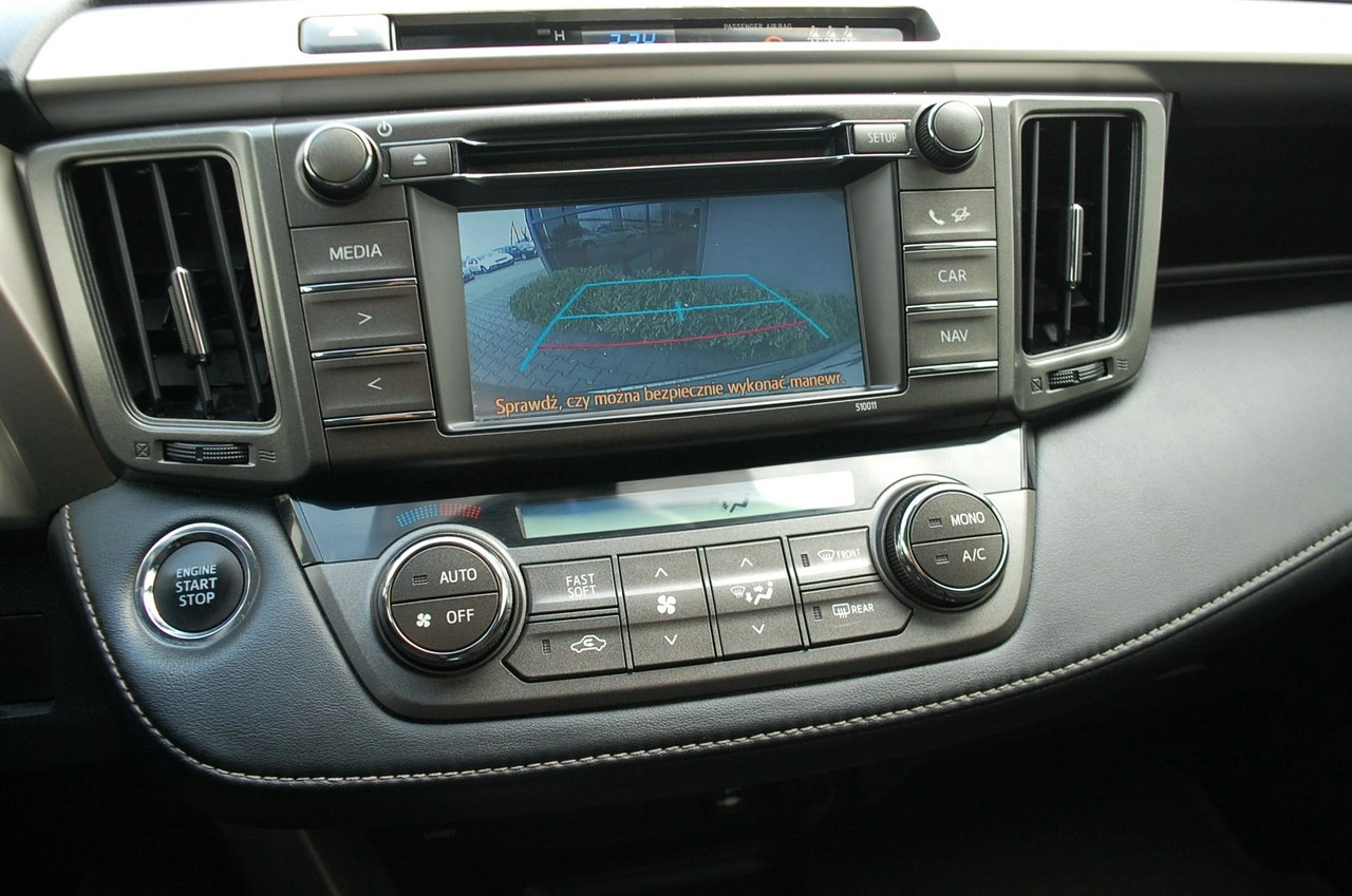 Toyota RAV-4 - Zdjęcie 23