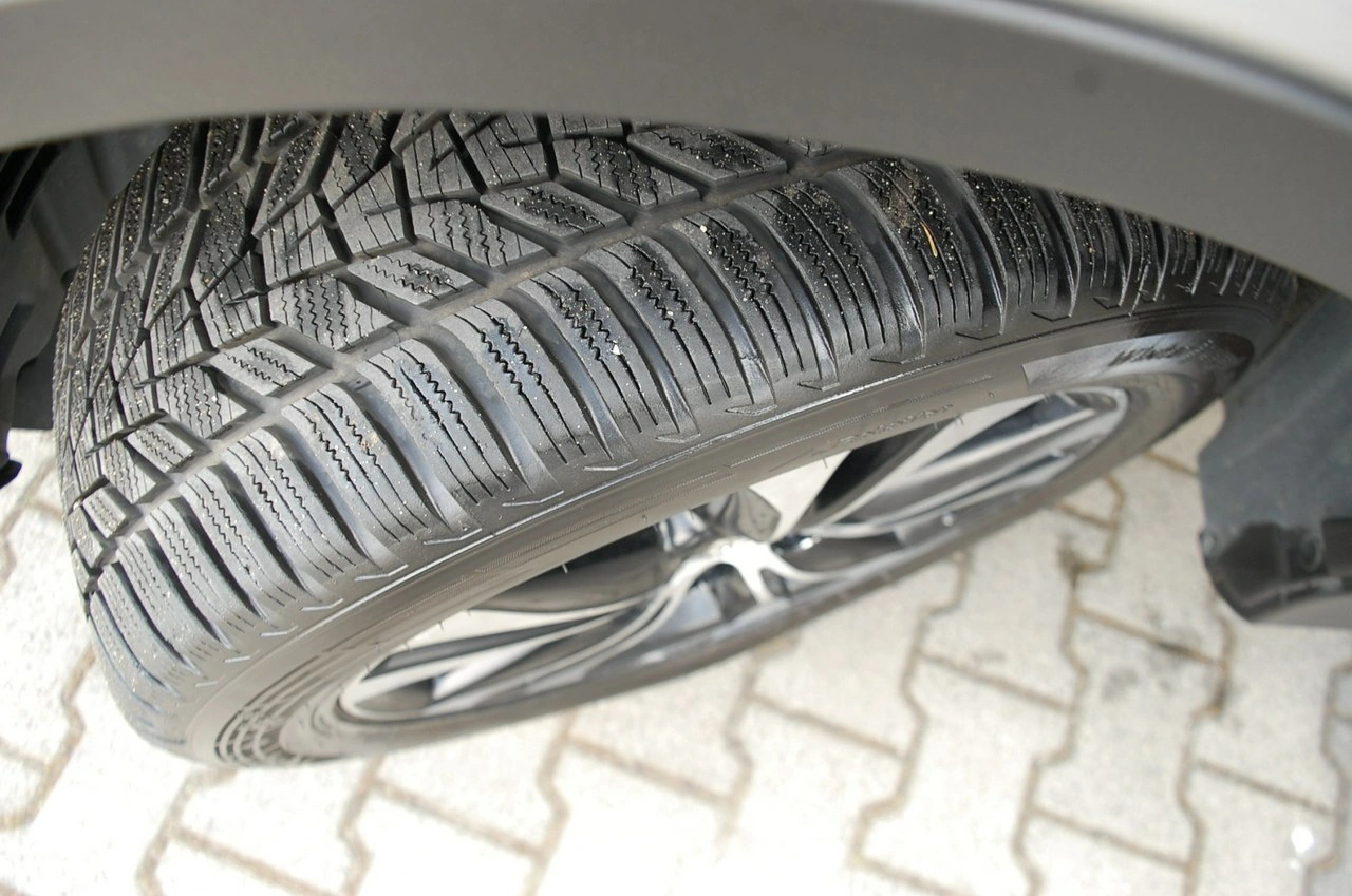 Toyota RAV-4 - Zdjęcie 7