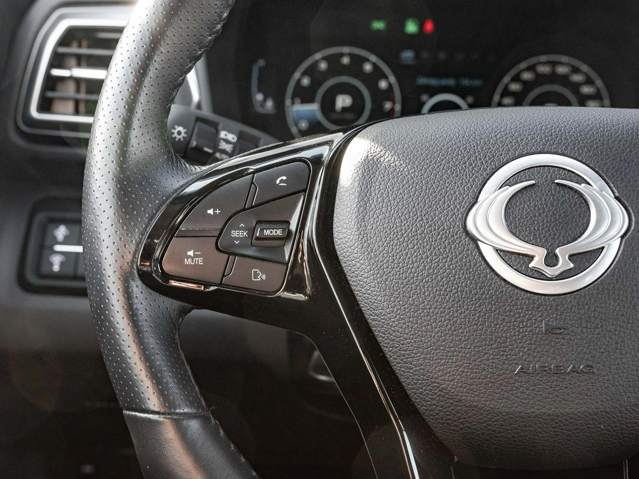 SsangYong/KGM Tivoli - Zdjęcie 12