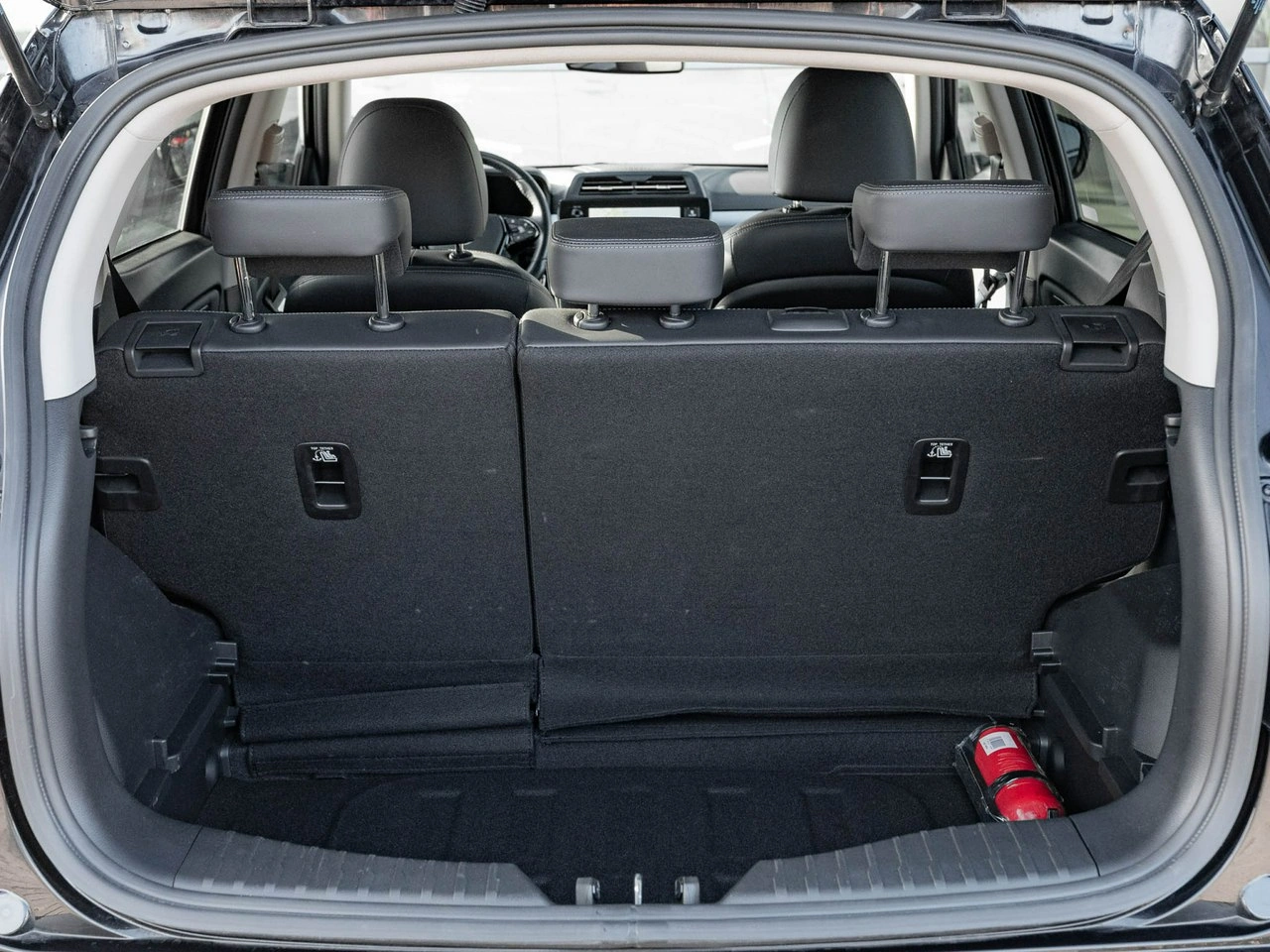 SsangYong/KGM Tivoli - Zdjęcie 25