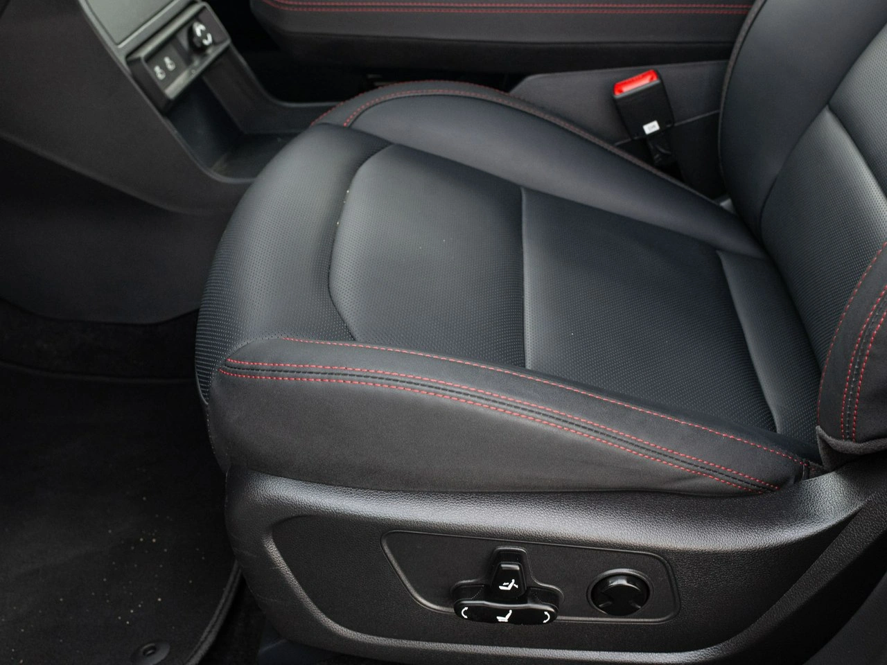 SsangYong/KGM Actyon - Zdjęcie 11