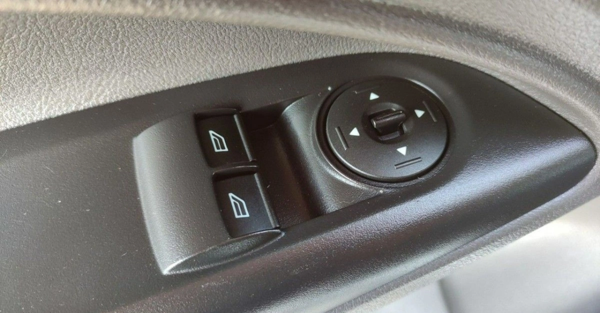 Ford Transit Connect - Zdjęcie 19