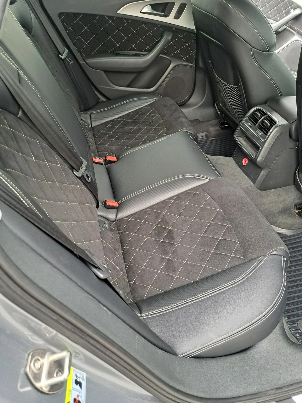 Audi A6 - Zdjęcie 17