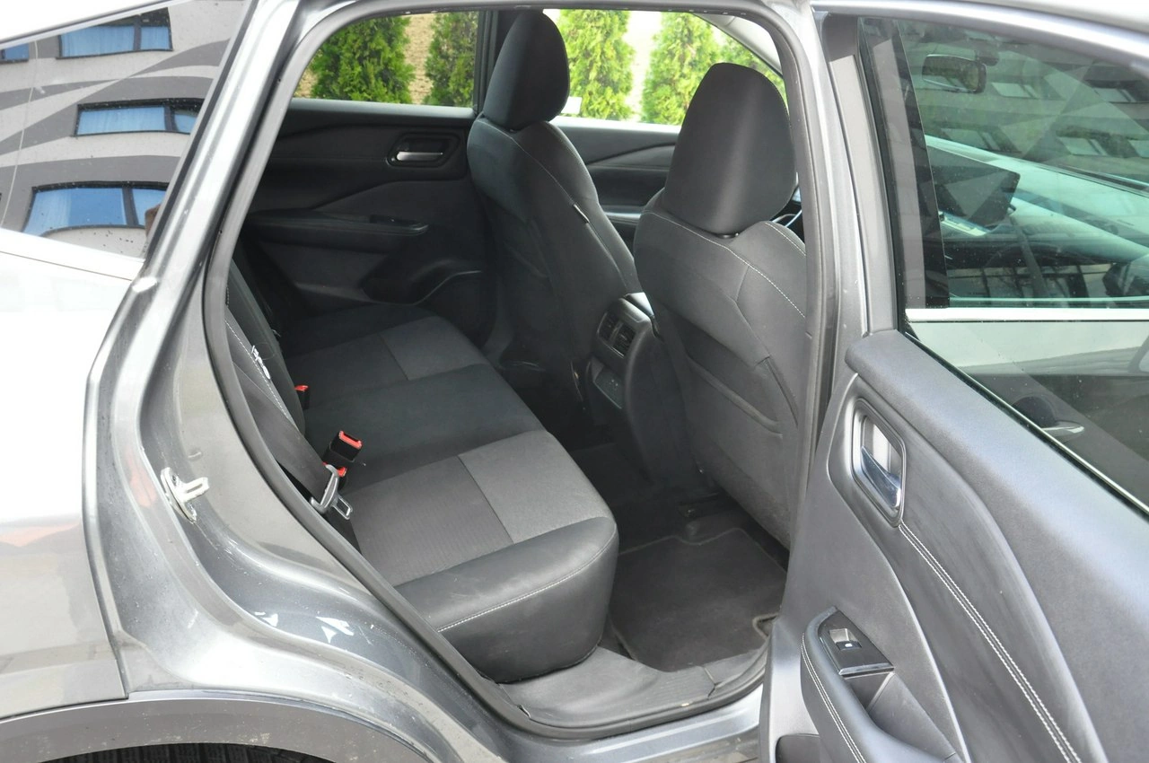 Nissan Qashqai - Zdjęcie 9