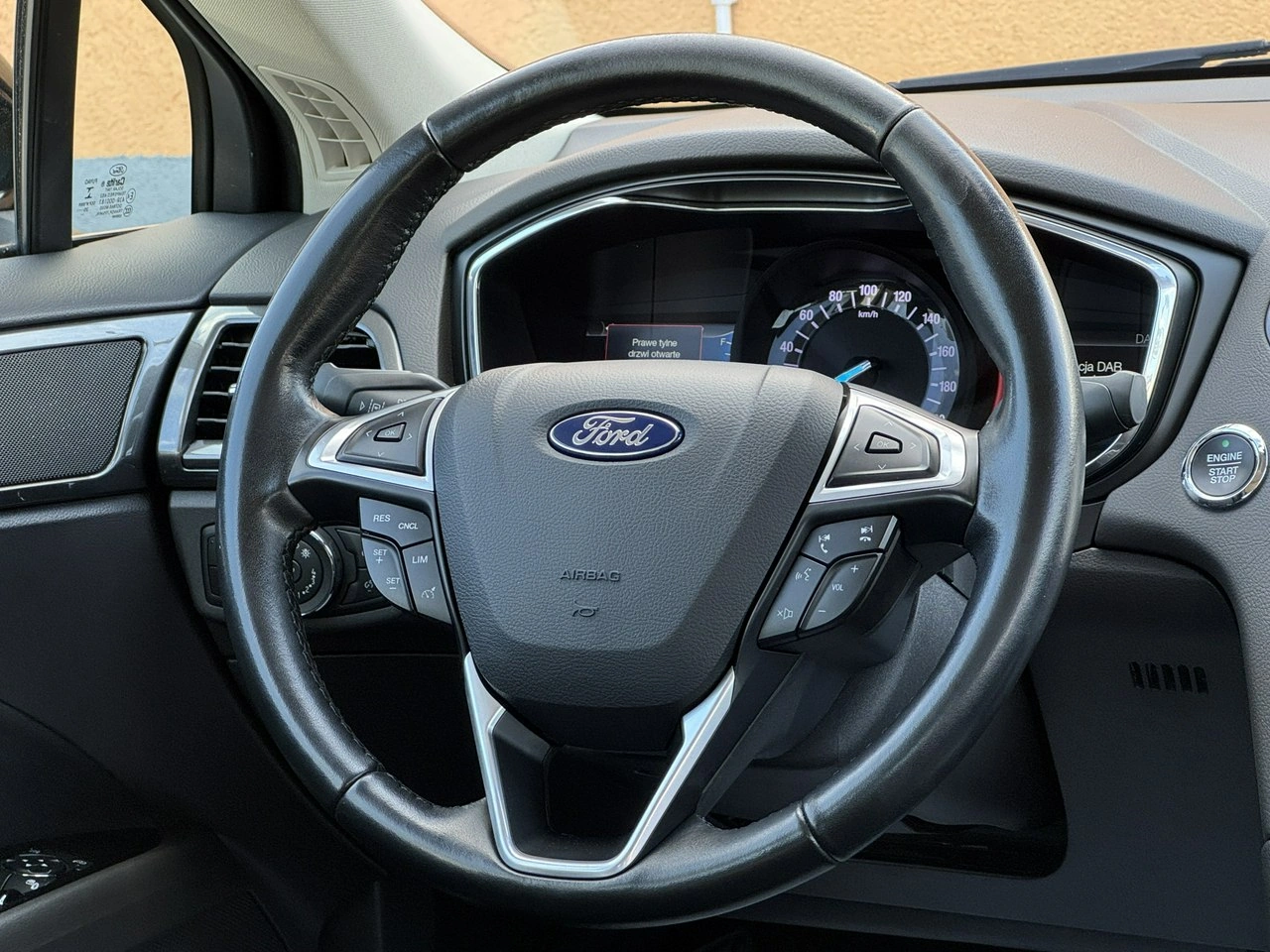 Ford Mondeo - Zdjęcie 22