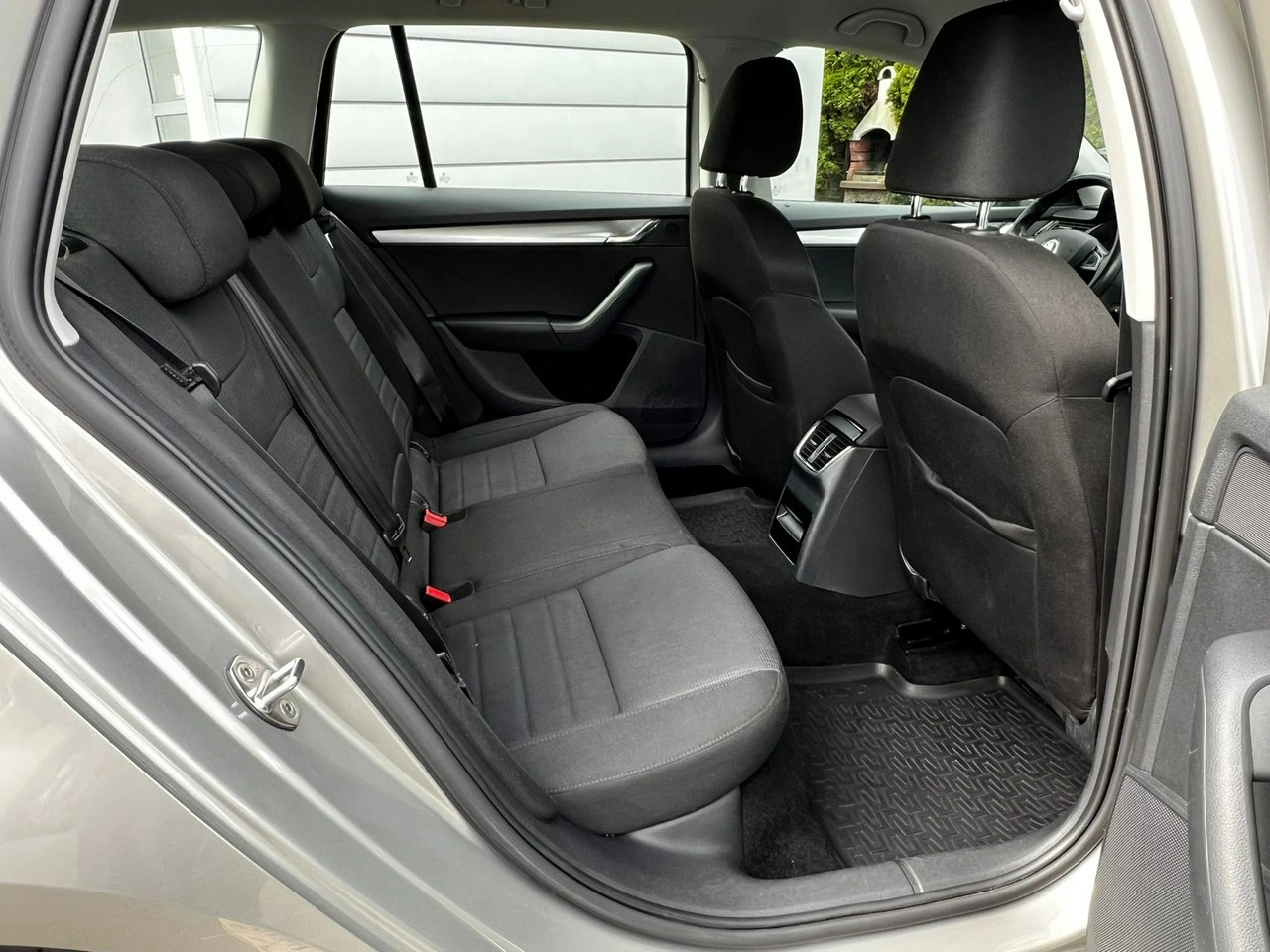 Skoda Octavia - Zdjęcie 13