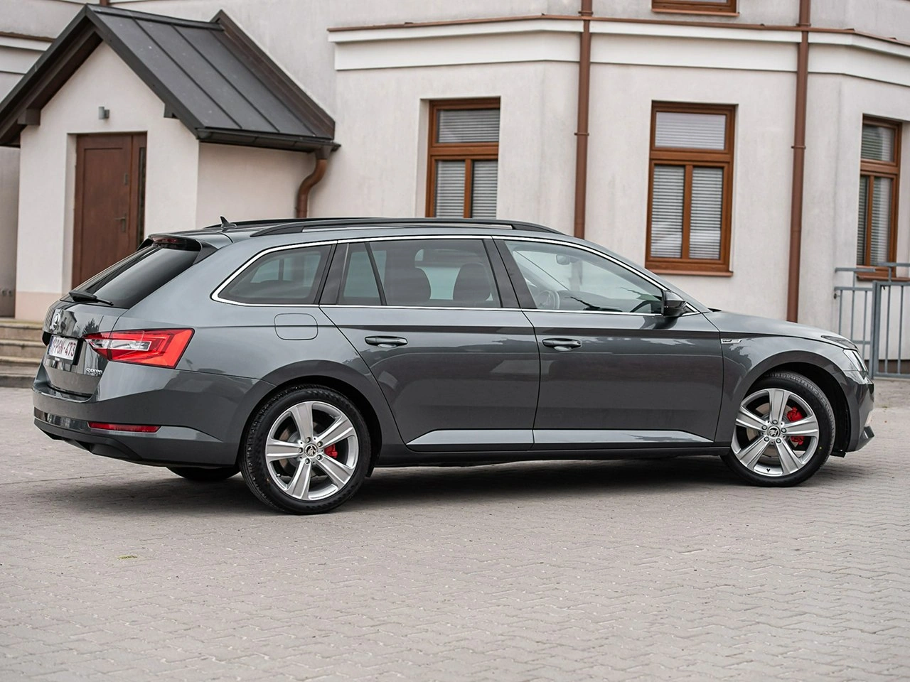 Skoda Superb - Zdjęcie 16